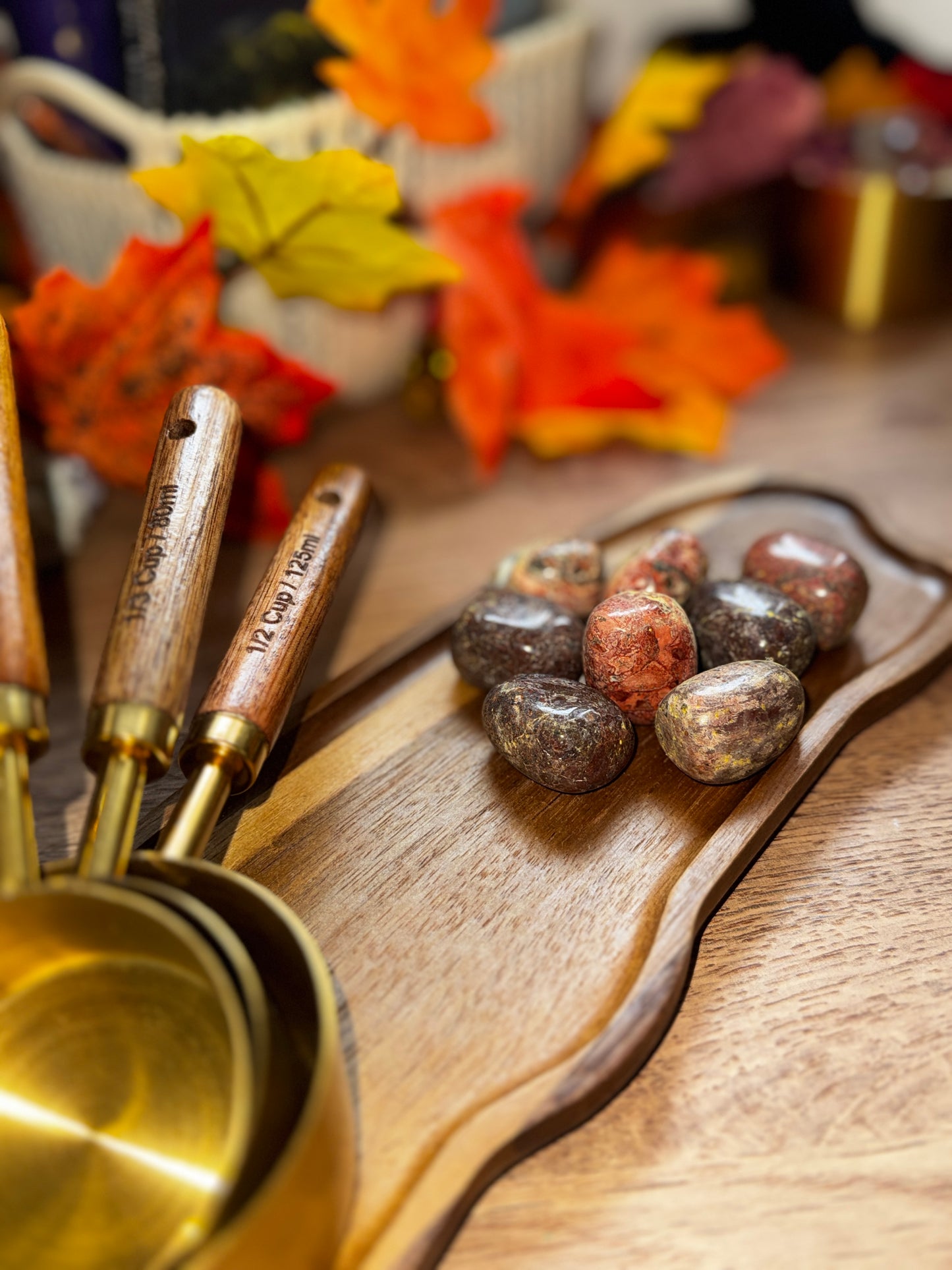Leopardskin Jasper Tumblestone 20-30mm