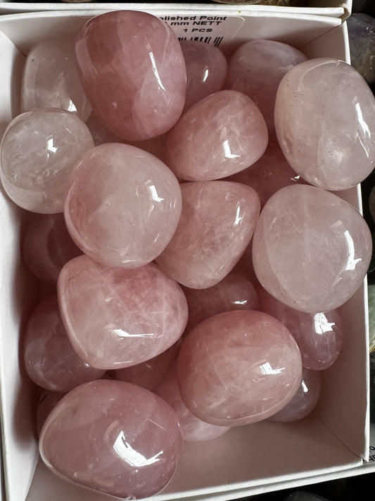 Rose Quartz Tumblestone 20-30mm