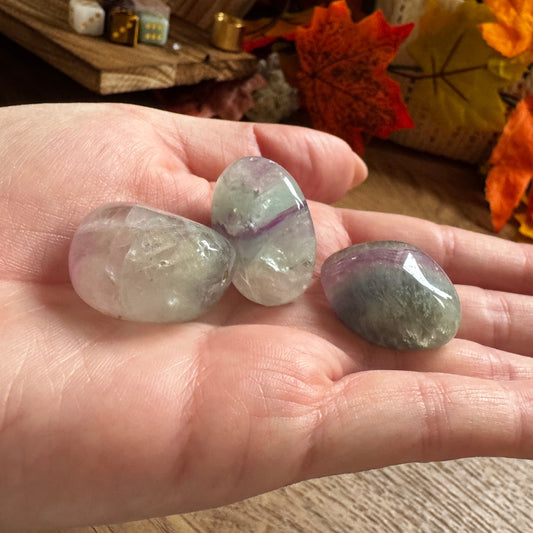 Rainbow Fluorite Tumblestone 20-30mm