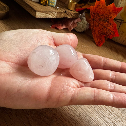 Rose Quartz Tumblestone 20-30mm