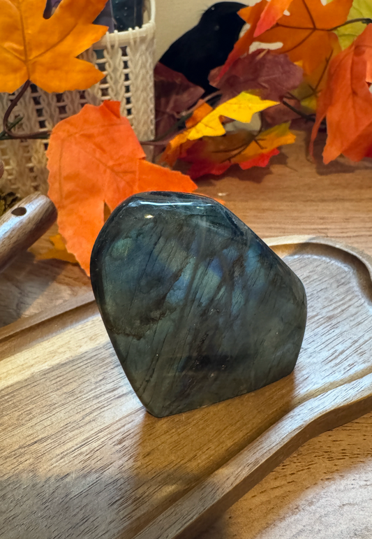 Labradorite Free form – 200g E