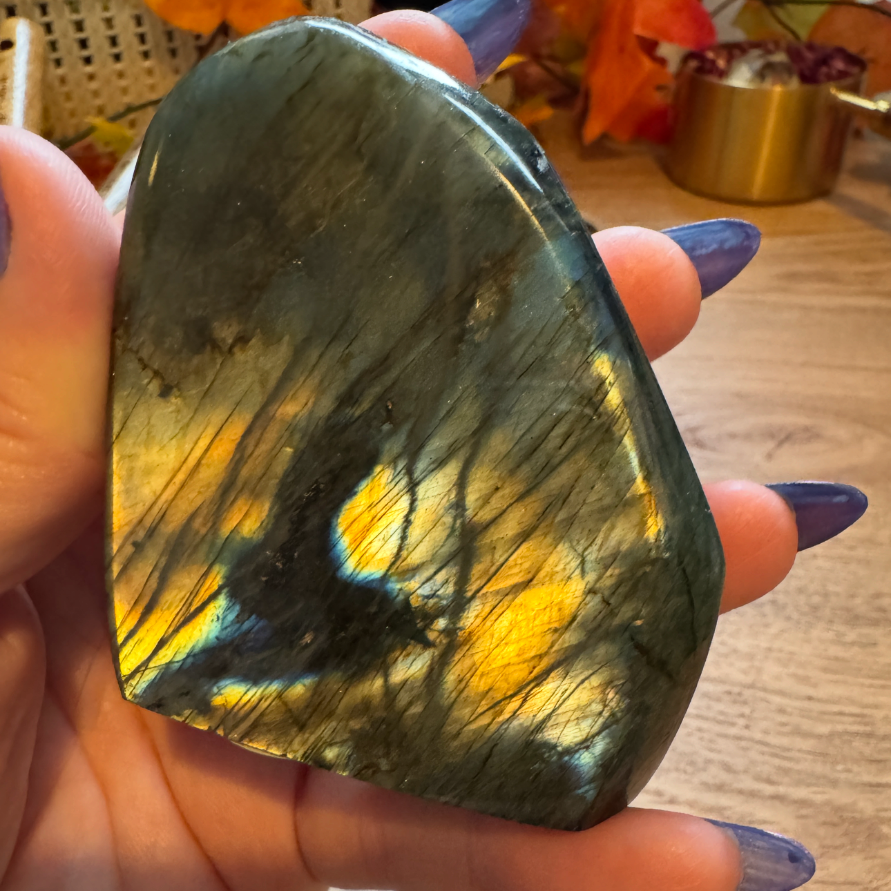 Labradorite Free form – 200g E