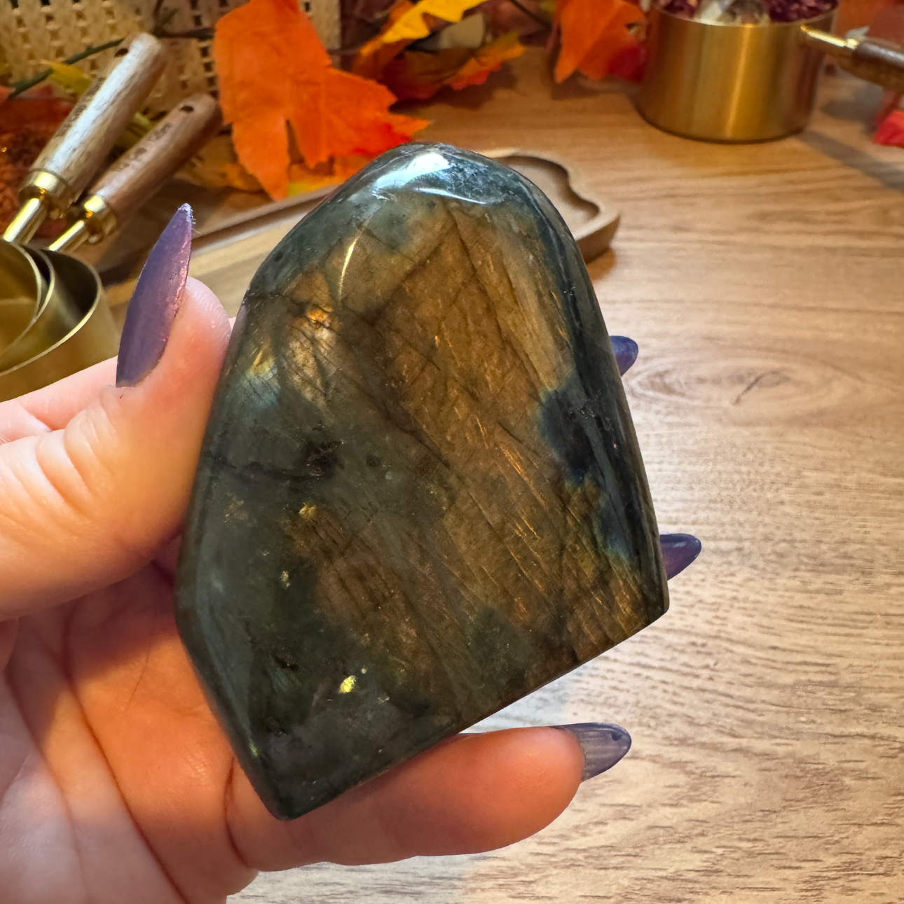 Labradorite Free form – 200g E