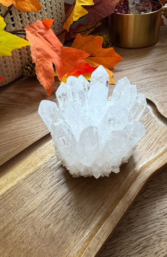 Clear Quartz Cluster with Natural Points – Decorative Formation