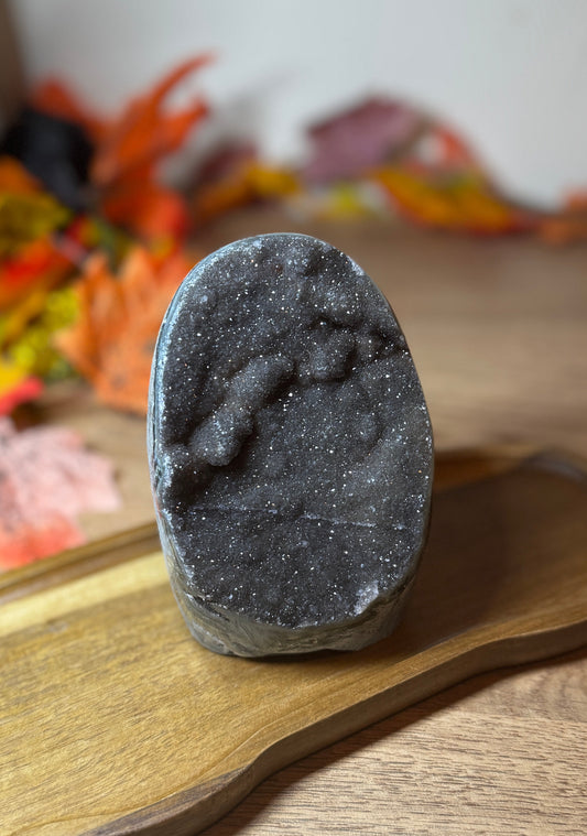 High Grade Black/Dark Grey Sugar Amethyst Cut Base