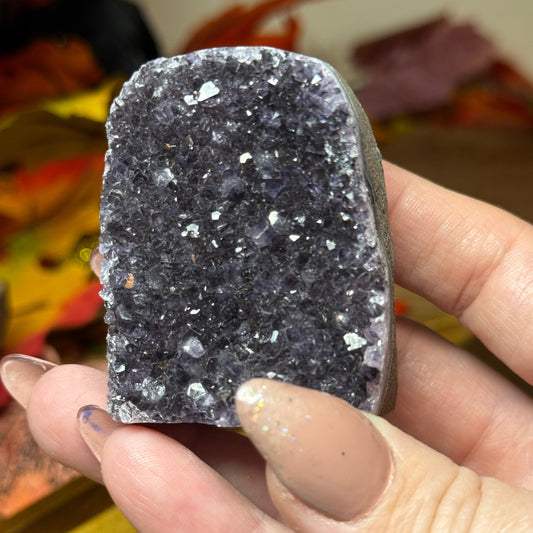 Deep Violet/Black Amethyst Cut Base